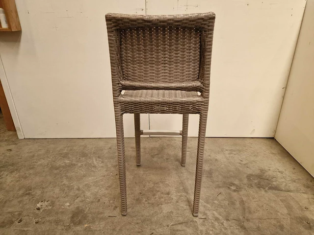 2 x wicker barstoel bo - grey sand wicker hdpe - alu frame - afbeelding 3 van  7