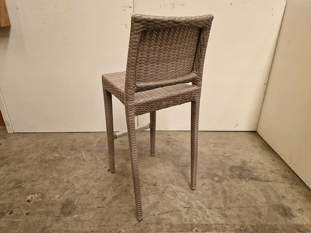 2 x wicker barstoel bo - grey sand wicker hdpe - alu frame - afbeelding 4 van  7