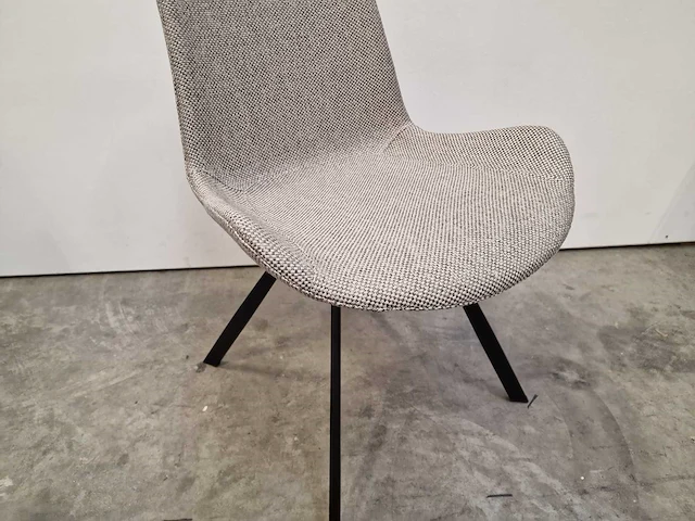 2 x x-seat interieurstoel egon met zwart metalen poten - afbeelding 4 van  4