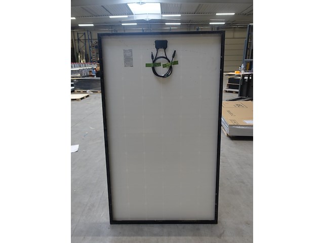 2 x zonnepaneel lg 370 (740 wp) - afbeelding 2 van  4