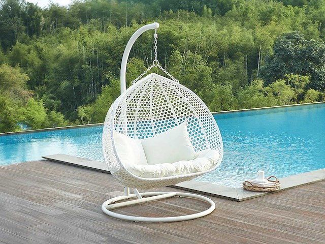 2-zits resin hangstoel - wit en beige kussen - afbeelding 1 van  11