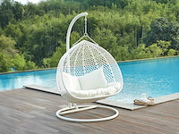 2-zits resin hangstoel - wit en beige kussen - afbeelding 1 van  11