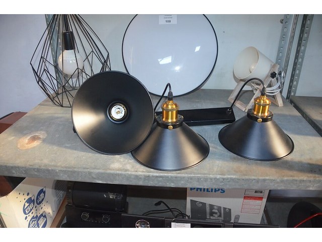 2 zwarte lusters, plafondlamp , tafellamp - afbeelding 4 van  6