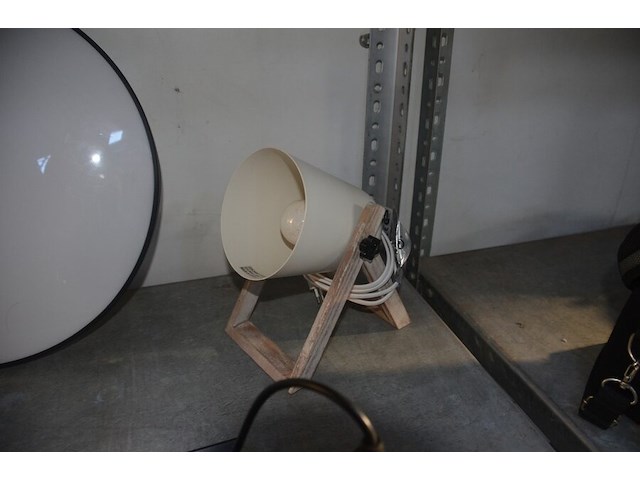 2 zwarte lusters, plafondlamp , tafellamp - afbeelding 5 van  6