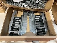 20 balkdragers en 150 nagel platen - afbeelding 2 van  6