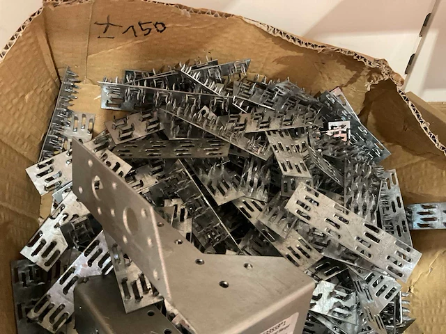 20 balkdragers en 150 nagel platen - afbeelding 5 van  6