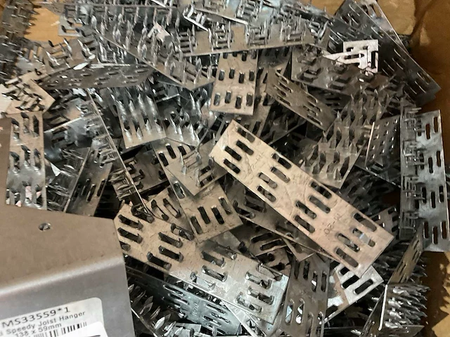 20 balkdragers en 150 nagel platen - afbeelding 6 van  6