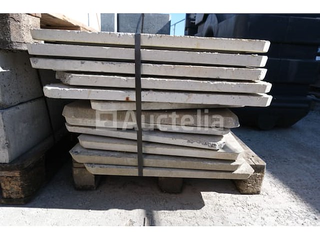 20 betonnen afdekkingen voor inspectiekamer - afbeelding 1 van  5