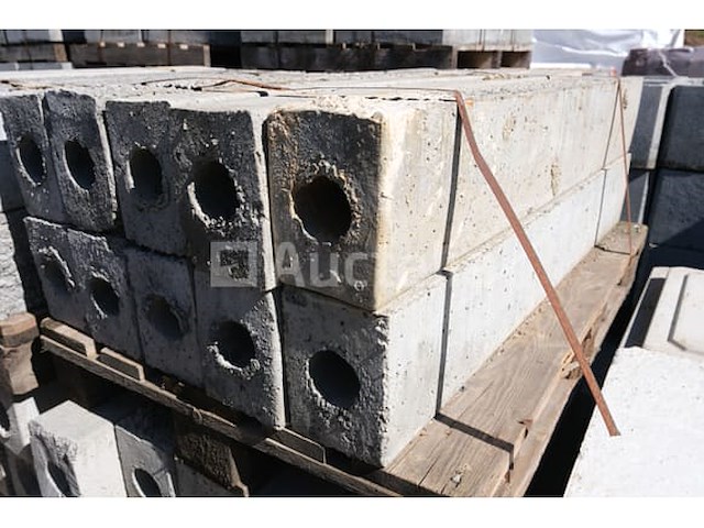 20 betonnen latei 120x14x19 - afbeelding 1 van  5