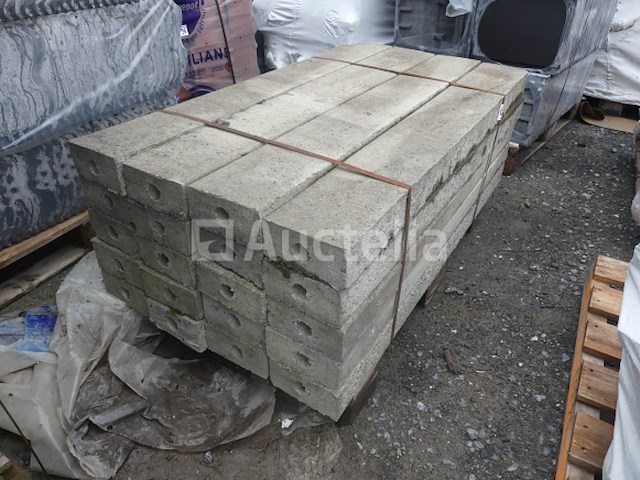 20 betonnen latei 140x18x9 - afbeelding 3 van  3