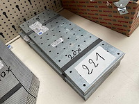 20 bevestiging platen - afbeelding 1 van  4