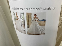20 bruidsjurken demetrios (totaalprijs) - afbeelding 41 van  46