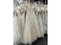 20 bruidsjurken demetrios (totaalprijs) - afbeelding 42 van  46