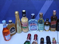 20 div flesjes sterke drank, wo j&b - afbeelding 2 van  4