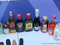 20 div flesjes sterke drank, wo j&b - afbeelding 3 van  4