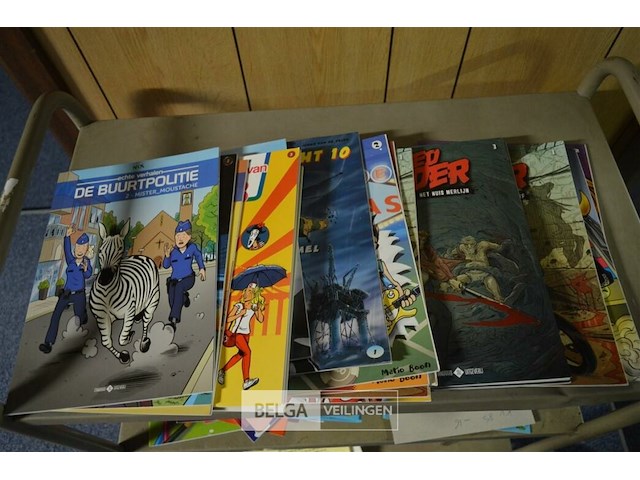 ±20 div stripverhalen - afbeelding 1 van  6