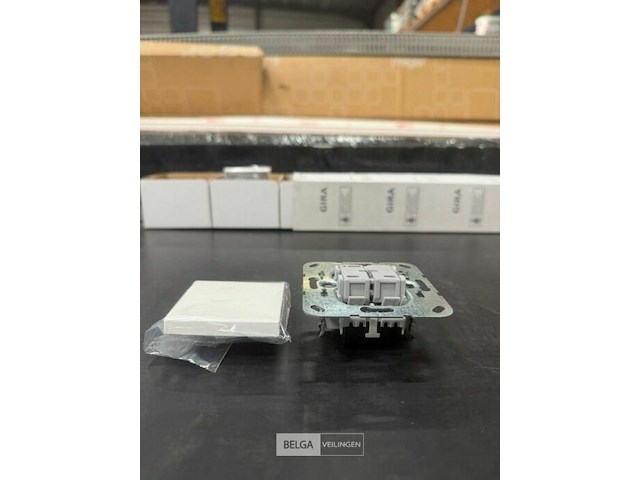 20 dozen drukschakelaars enkel - afbeelding 2 van  3