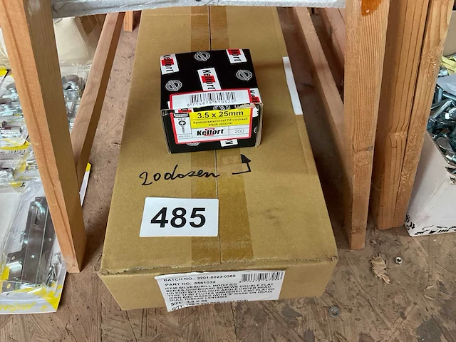 20 dozen hout schroeven - afbeelding 1 van  3
