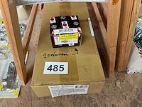 20 dozen hout schroeven