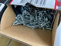 20 dozen hout schroeven