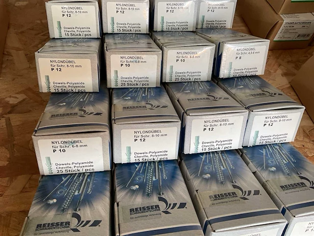 20 dozen pluggen - afbeelding 4 van  6