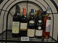 ±20 flessen diverse wijnsoorten - afbeelding 1 van  3