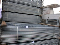 20 herrashekken plus 50 betonvoeten - afbeelding 1 van  3