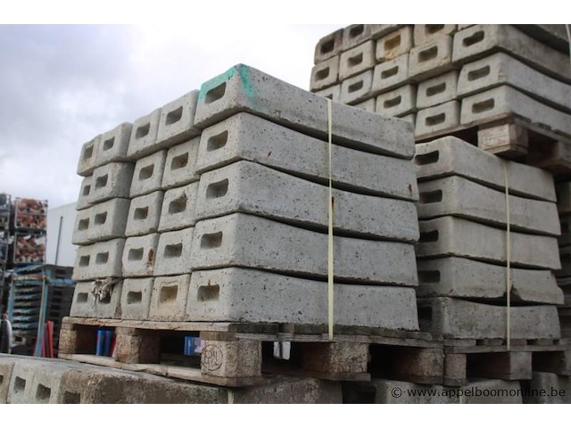 20 herrashekken plus 50 betonvoeten - afbeelding 2 van  3