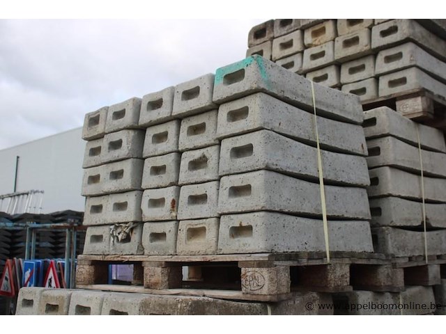 20 herrashekken plus 50 betonvoeten - afbeelding 2 van  3