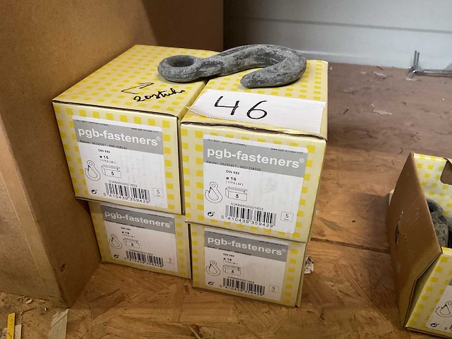 20 hijs haken - afbeelding 2 van  4