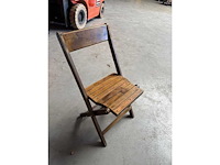 20 houten klapstoelen - afbeelding 1 van  4