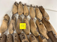 20 houten schoenmallen - afbeelding 2 van  3