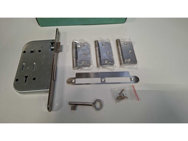 20 inox sloten + 60 inox scharnieren - afbeelding 1 van  3