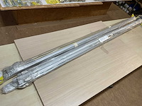 20 kast stokken voor kapstokken - afbeelding 1 van  5