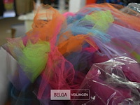 ±20 kinder verkleedpakjes - afbeelding 2 van  3