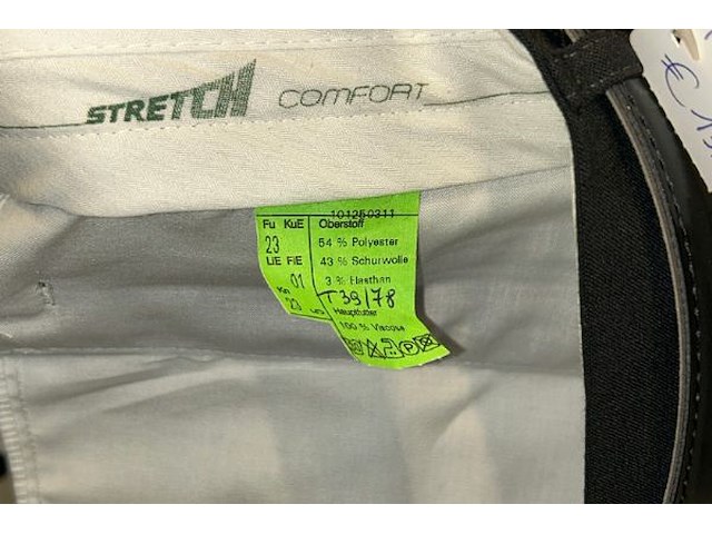 20 kostuums - afbeelding 5 van  8