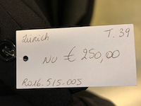 20 kostuums - afbeelding 7 van  8