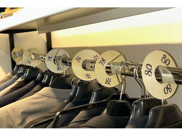 20 kostuums - afbeelding 8 van  8