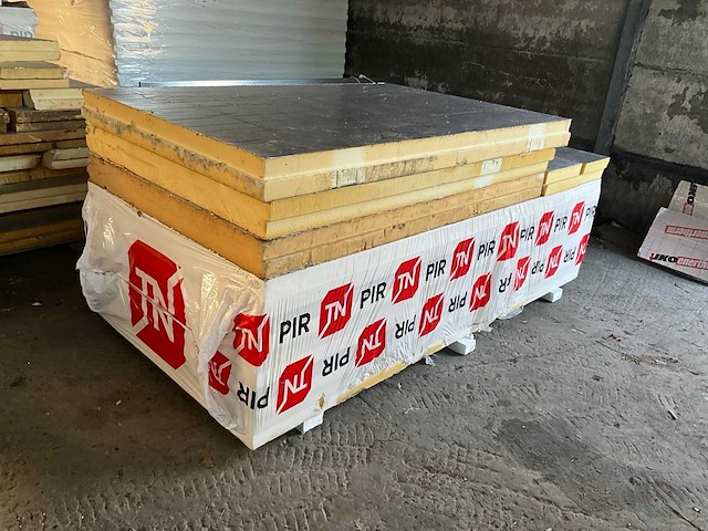 20 m2 sarking schuimisolatie pir tn - afbeelding 1 van  5