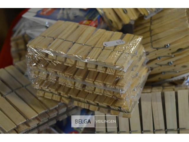 ±20 pakjes houten wasknijpers - afbeelding 2 van  2