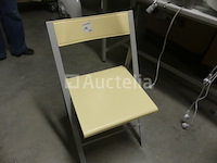 20 plastic stoelen - afbeelding 2 van  6