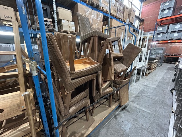 20 rieten stoelen - afbeelding 1 van  6