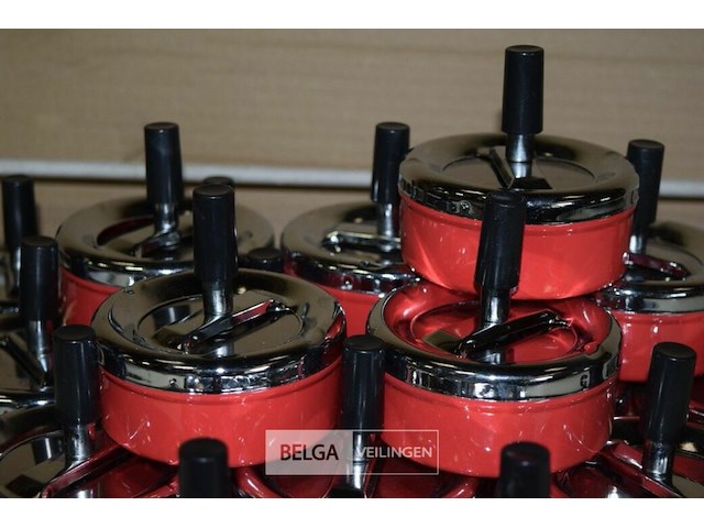 20 rode asbakken - afbeelding 2 van  2