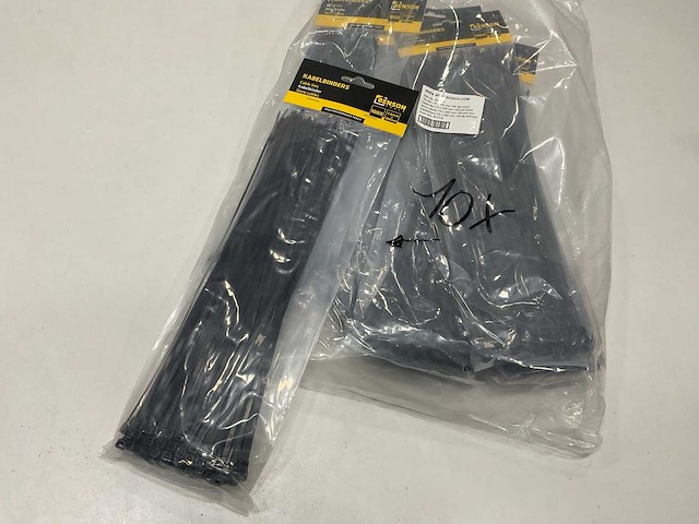 20 sets met 100 tie ribs - afbeelding 1 van  4