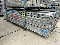 20 steigerplaten, waaronder afix. maximale belasting 3 kn/m² (klasse 4), 3.07m