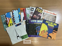 ± 20 various artists/bands vinyl singels - afbeelding 3 van  4