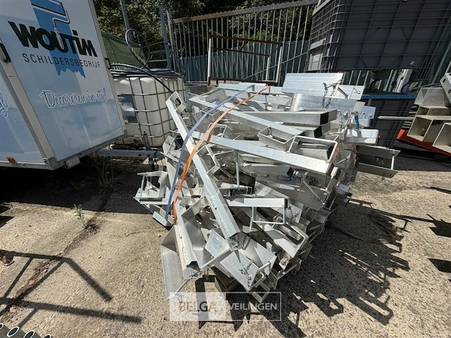 ± 20 veiligheidssteunen stelling alu - afbeelding 1 van  3
