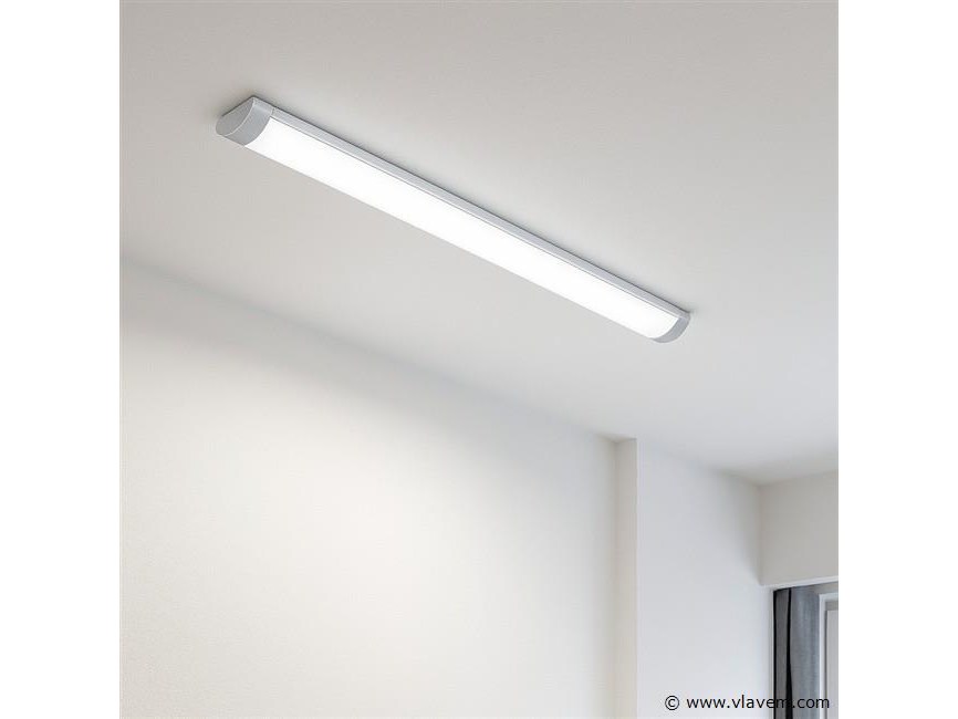 Div. nieuwe industriële verlichting. wo. highbay ufo, led batten, schijnwerpers, led buizen, led panelen enz.