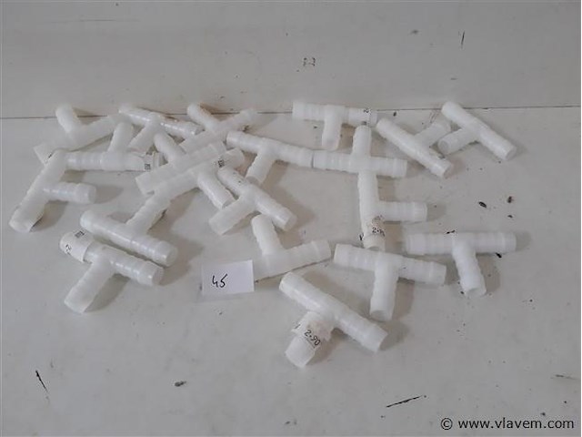 20 x nylon t stuk 16 mm - afbeelding 1 van  2