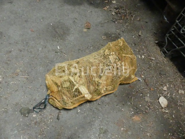 20 zakken aanmaakhout - afbeelding 3 van  4